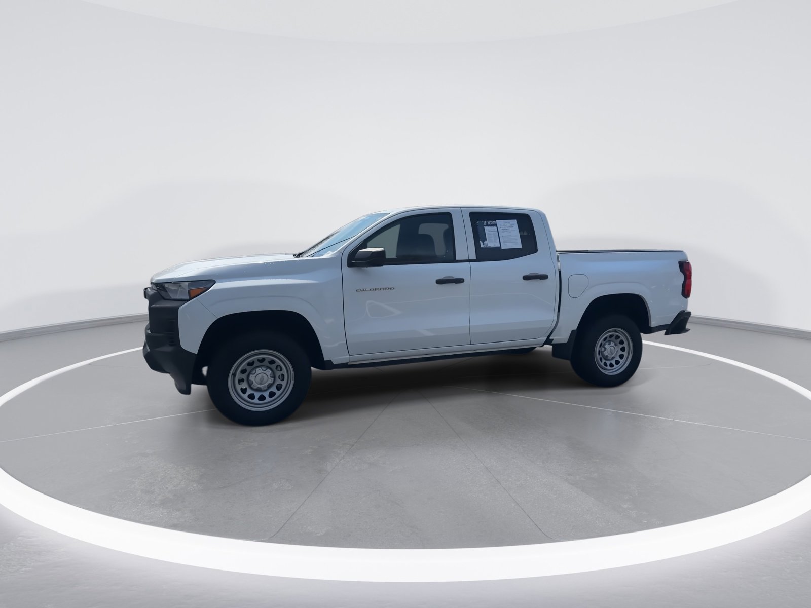 Used 2023 Chevrolet Colorado W/T image 5