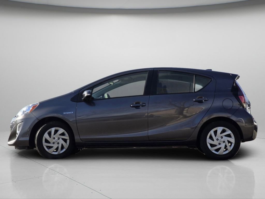 Used 2015 Toyota Prius C Four image 17