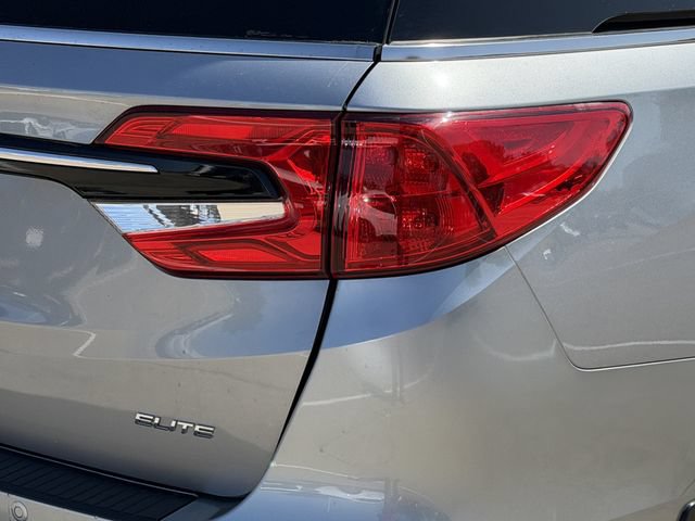 Used 2023 Honda Odyssey Elite image 7