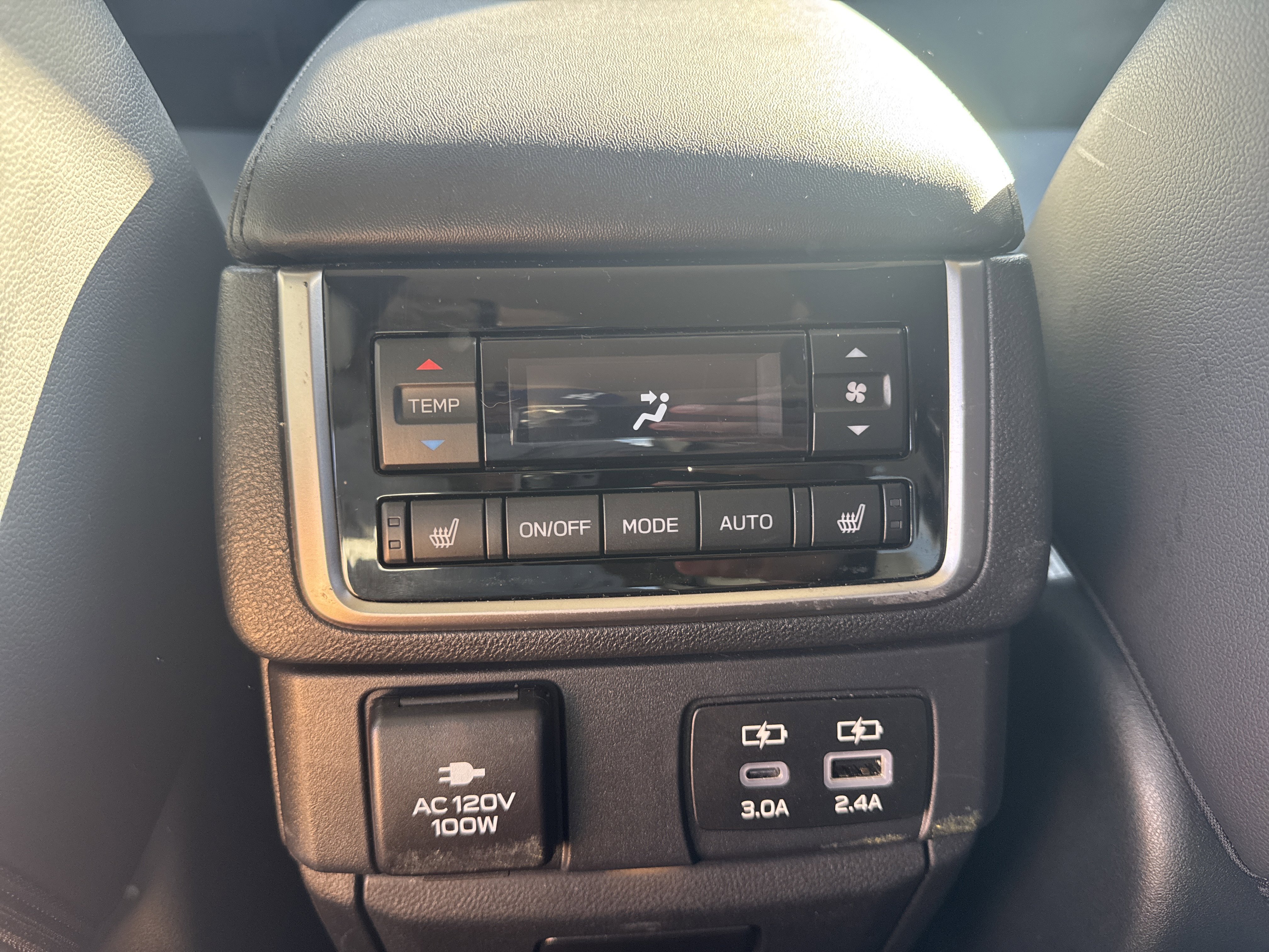 Used 2025 Subaru Ascent Bronze Edition w/ Popular Package #2 AWD/4WD image 23