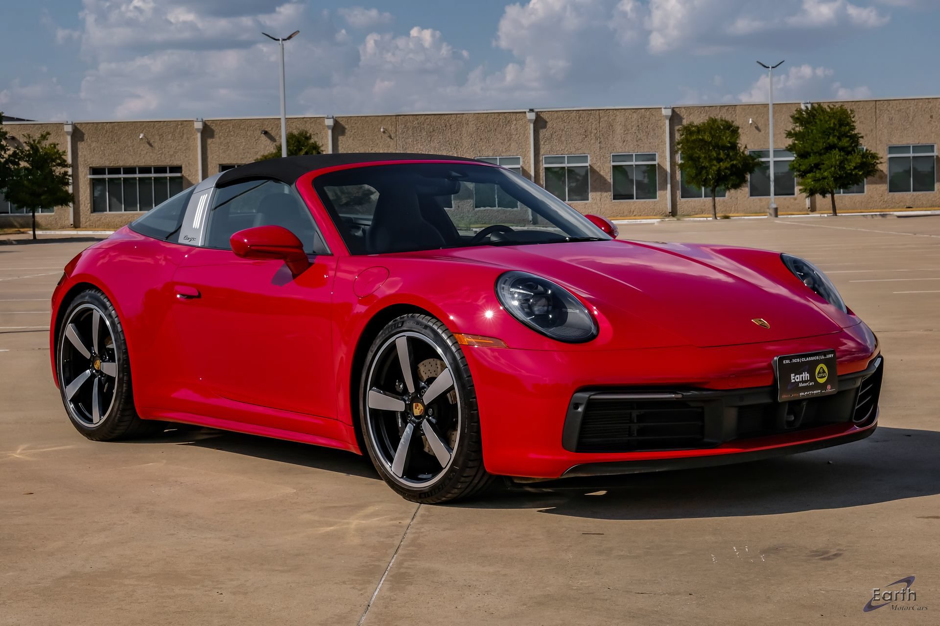 Used 2023 Porsche 911 Targa 4S AWD/4WD image 23