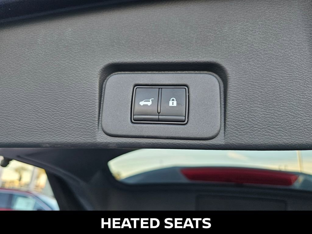 Used 2024 Nissan Rogue Platinum w/ Platinum Premium Package FWD image 13