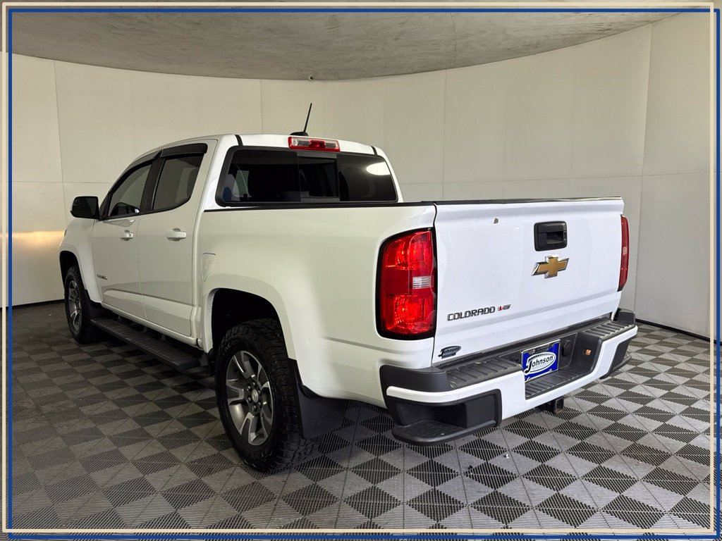 Used 2017 Chevrolet Colorado Z71 AWD/4WD image 11