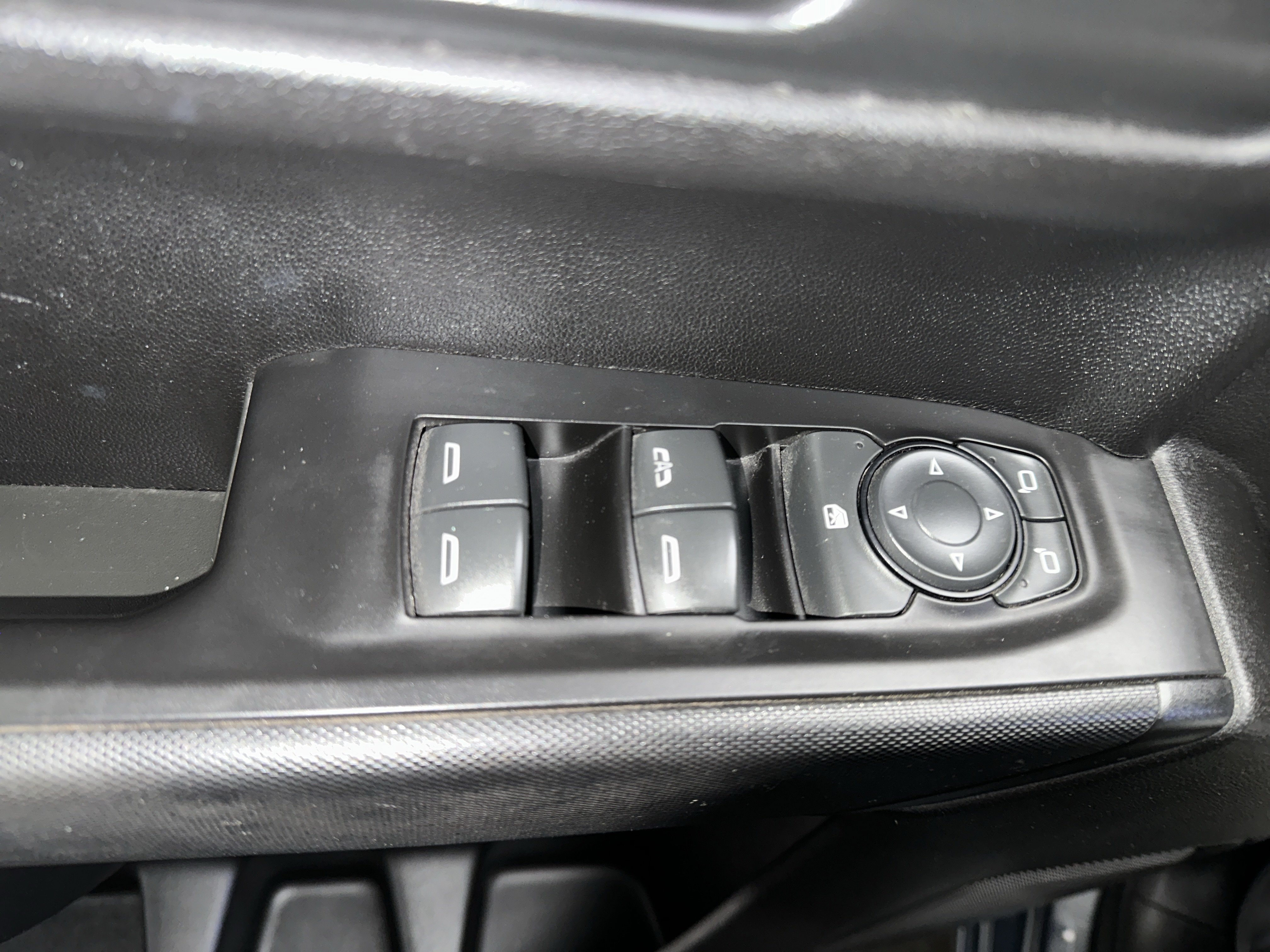 Used 2021 Chevrolet Silverado 1500 Custom AWD/4WD image 20