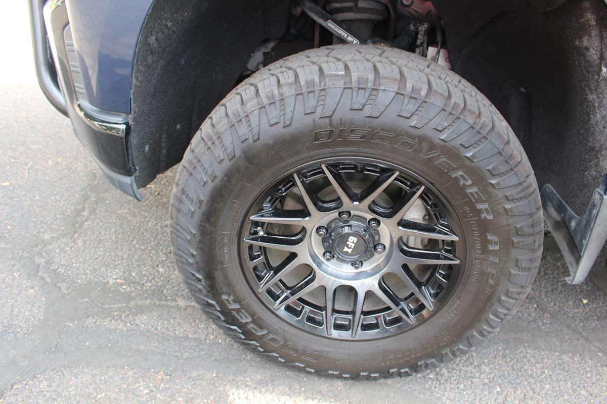 Used 2019 Chevrolet Silverado 1500 Custom Trail Boss w/ Custom Convenience Package AWD/4WD image 54