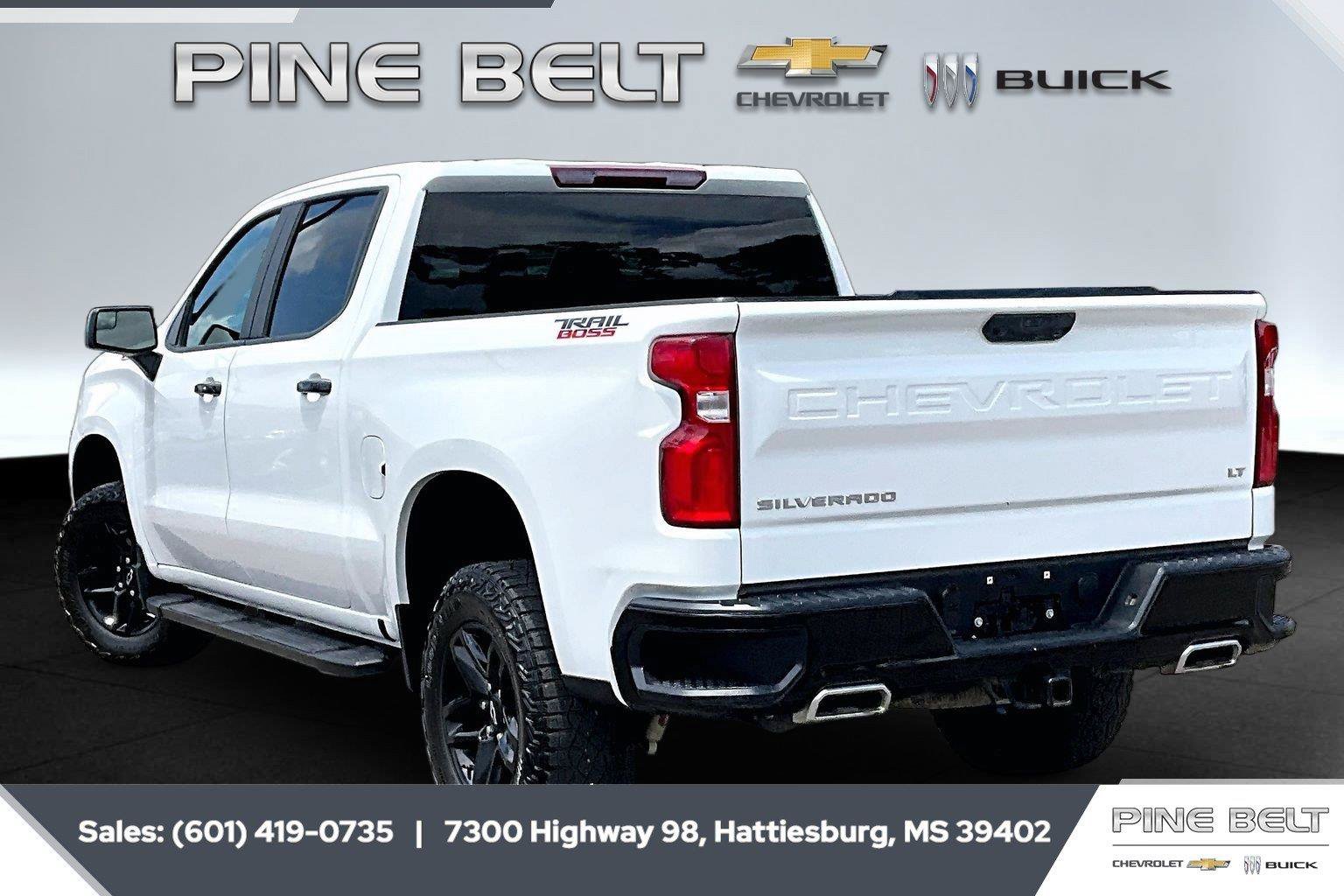 Used 2023 Chevrolet Silverado 1500 LT Trail Boss w/ Protection Package AWD/4WD image 2