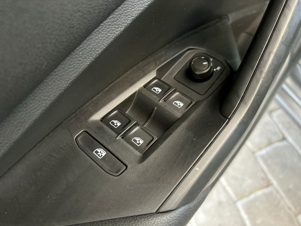 Used 2020 Volkswagen Jetta S FWD image 12