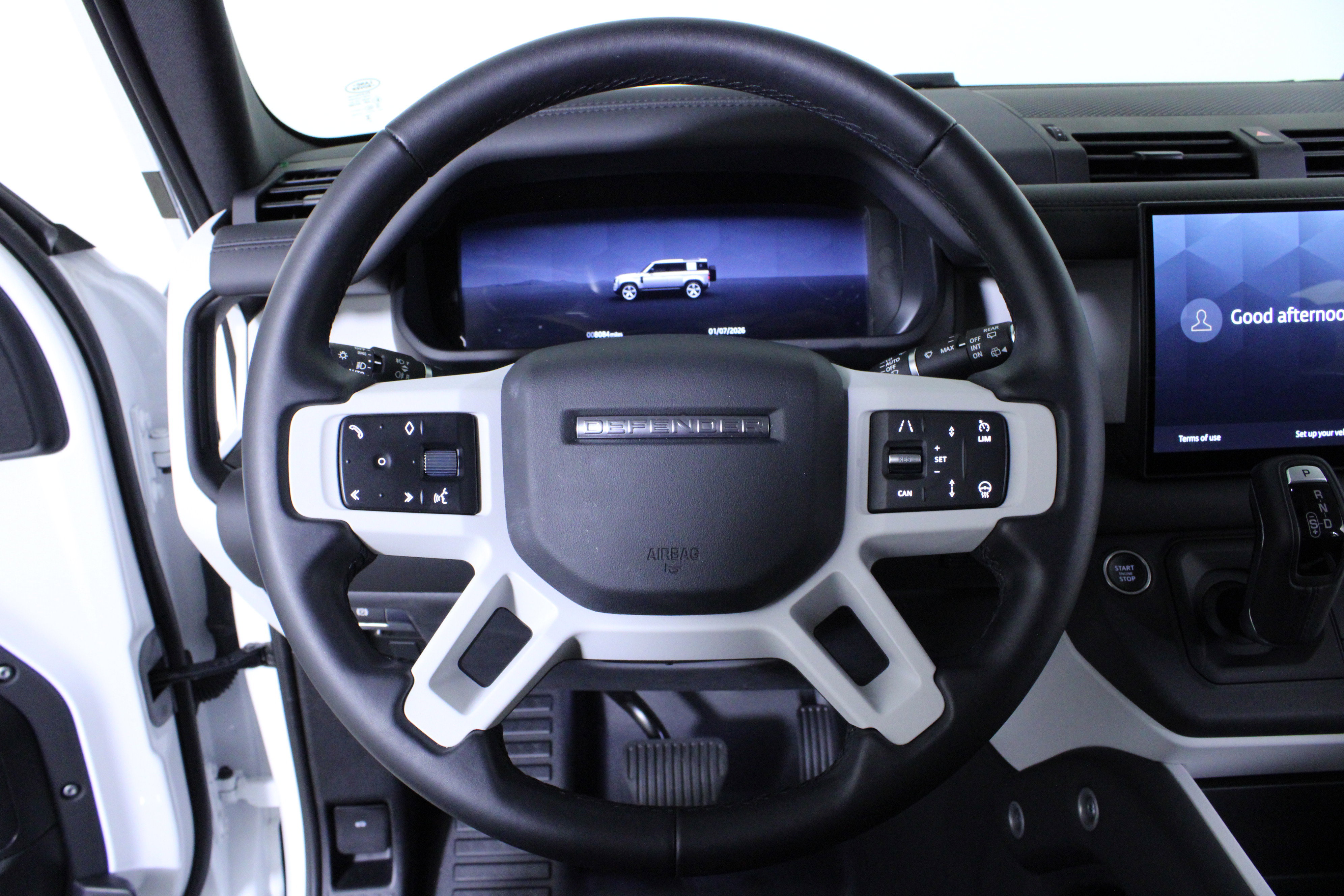 Used 2025 Land Rover Defender 110 S image 22