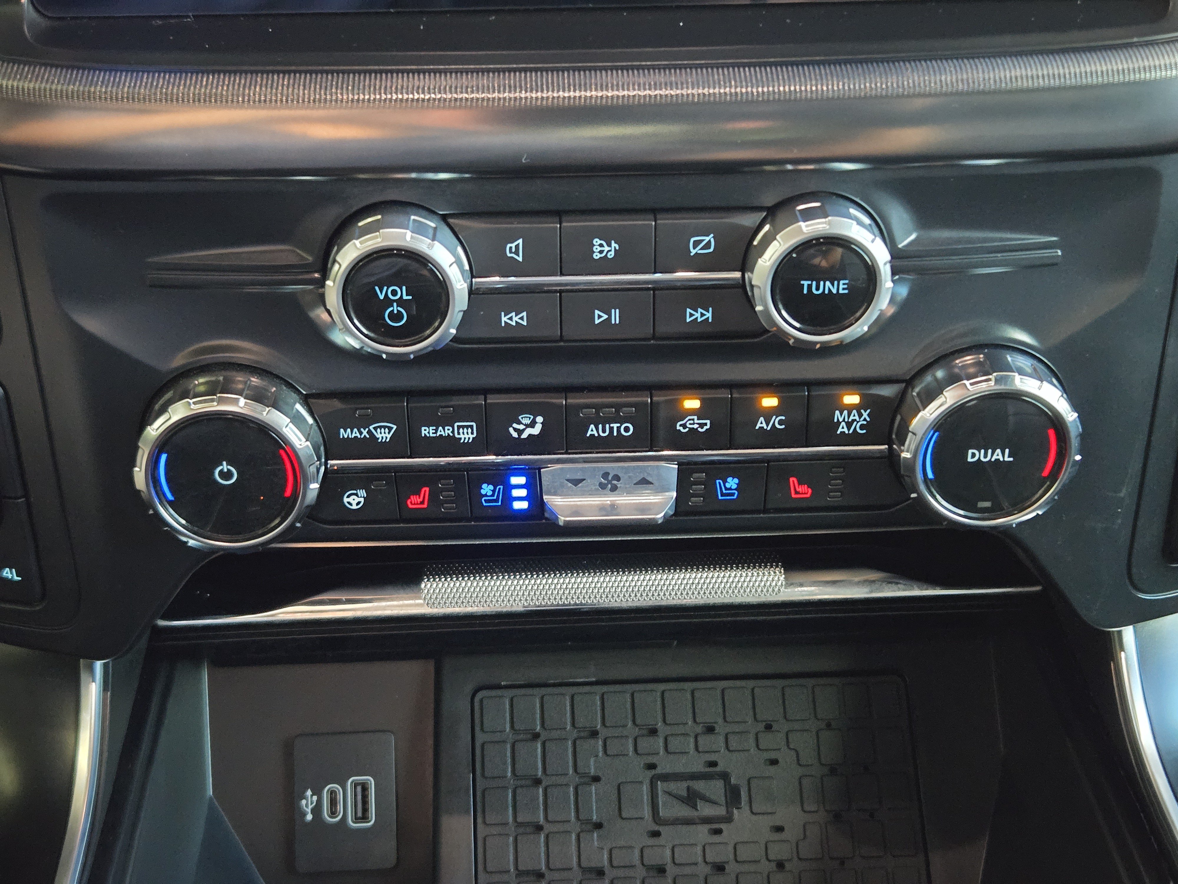 Used 2026 Ford F150 Raptor AWD/4WD image 14