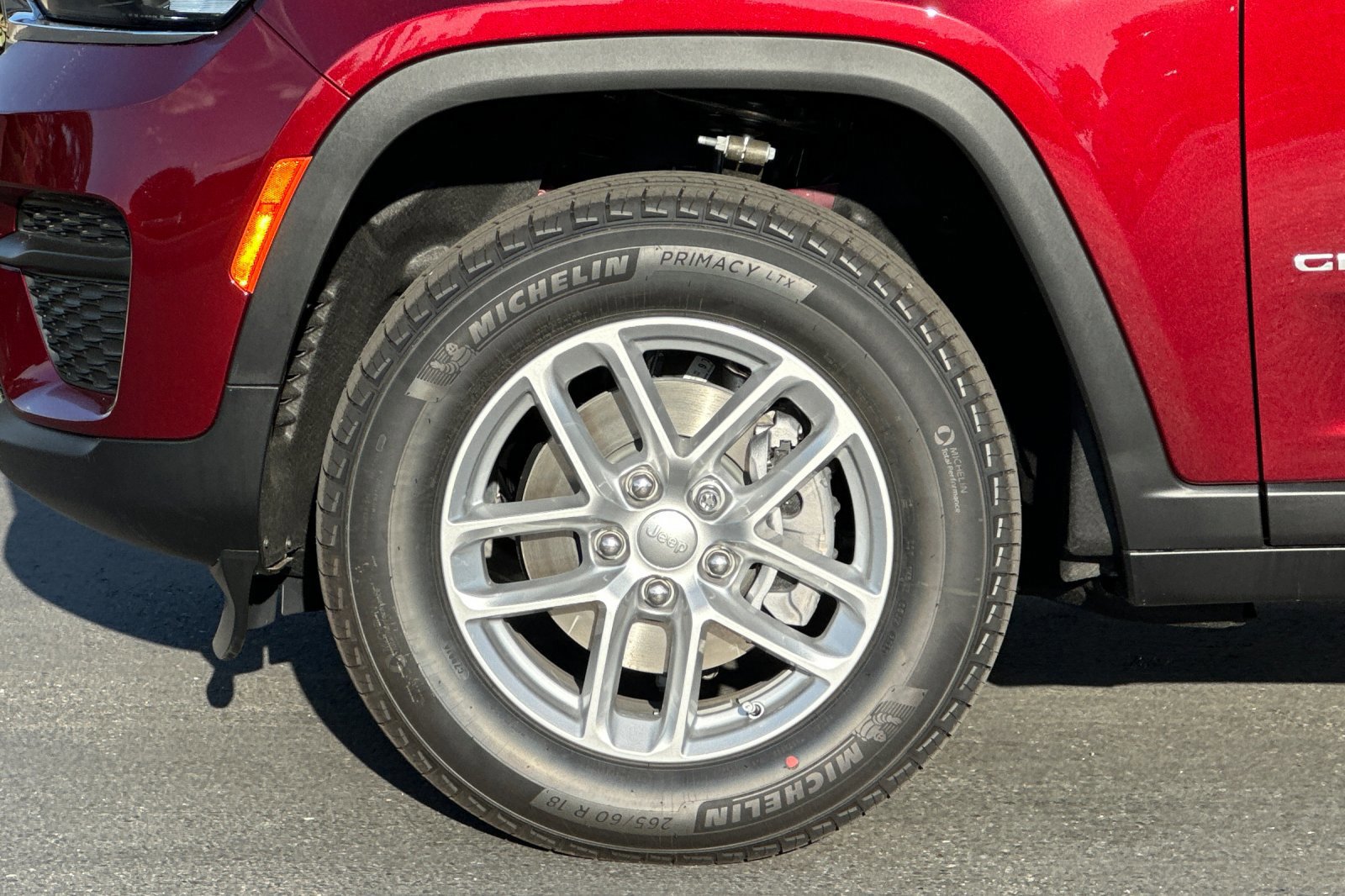 New 2025 Jeep Grand Cherokee Laredo X w/ Luxury Tech Group I image 25