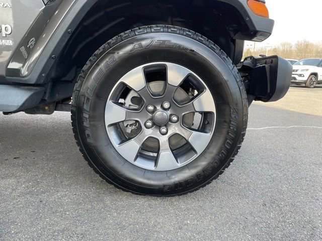 Used 2018 Jeep Wrangler Unlimited Sahara w/ Dual Top Group image 35