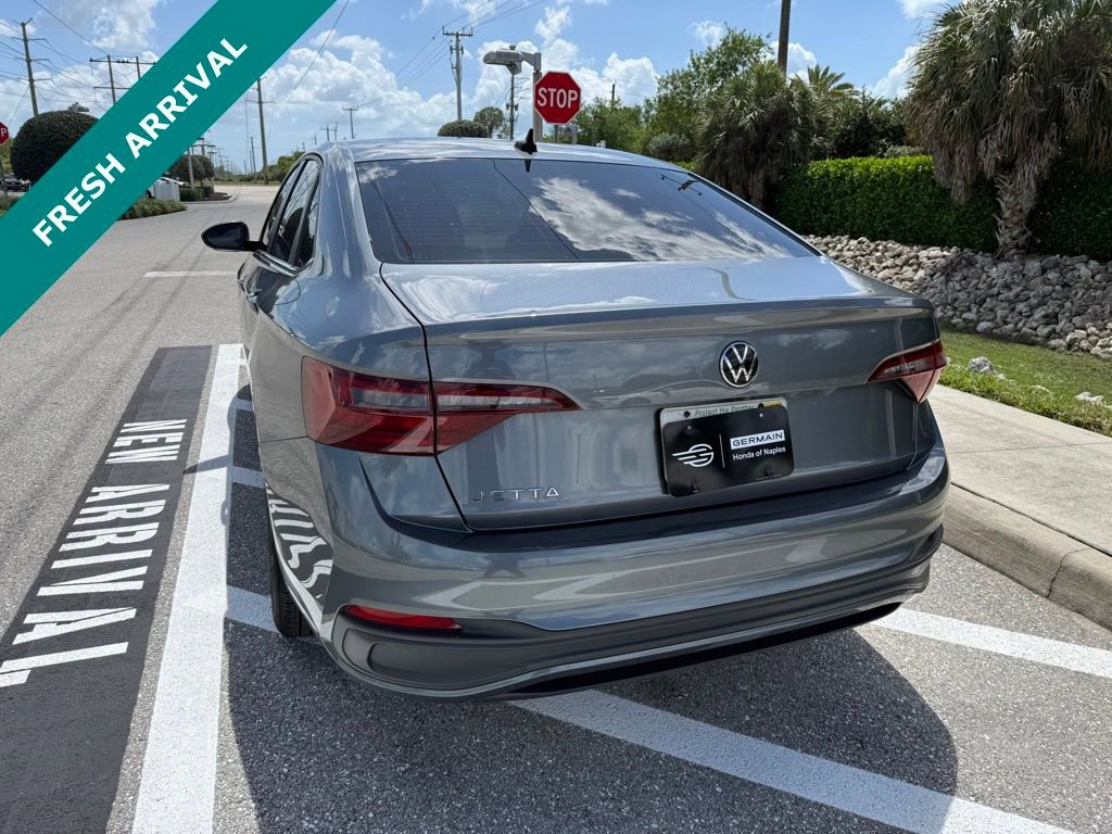 Used 2022 Volkswagen Jetta S image 18