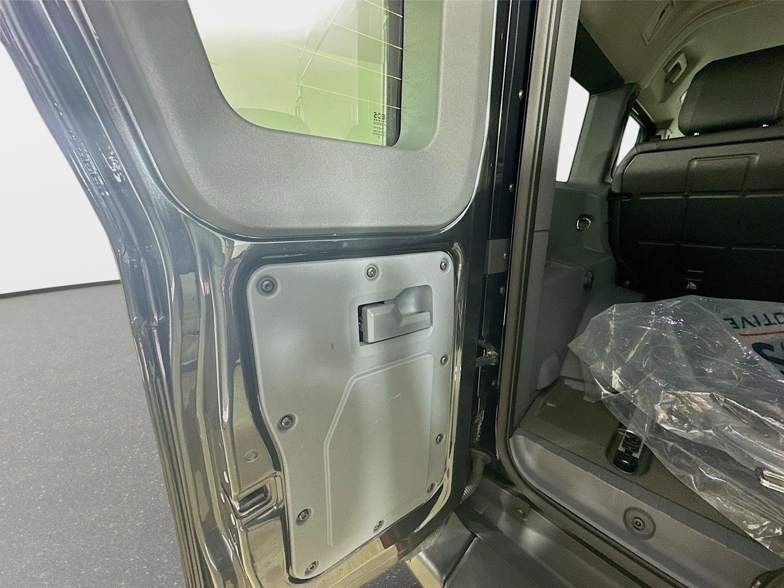 Used 2024 INEOS Grenadier Fieldmaster Edition image 43