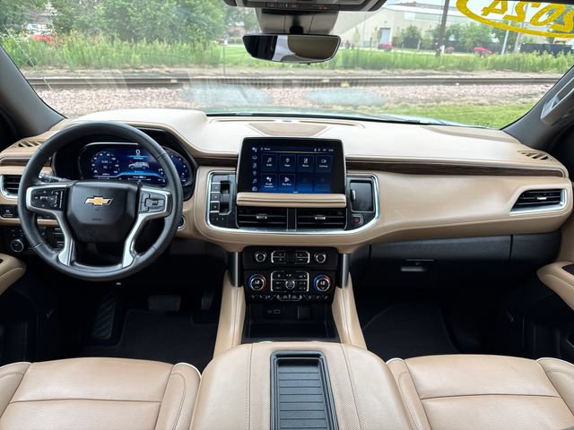 Used 2024 Chevrolet Tahoe Premier w/ Premium Package AWD/4WD image 12