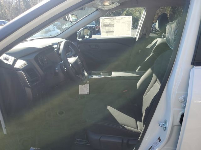 New 2026 Nissan Rogue S image 9