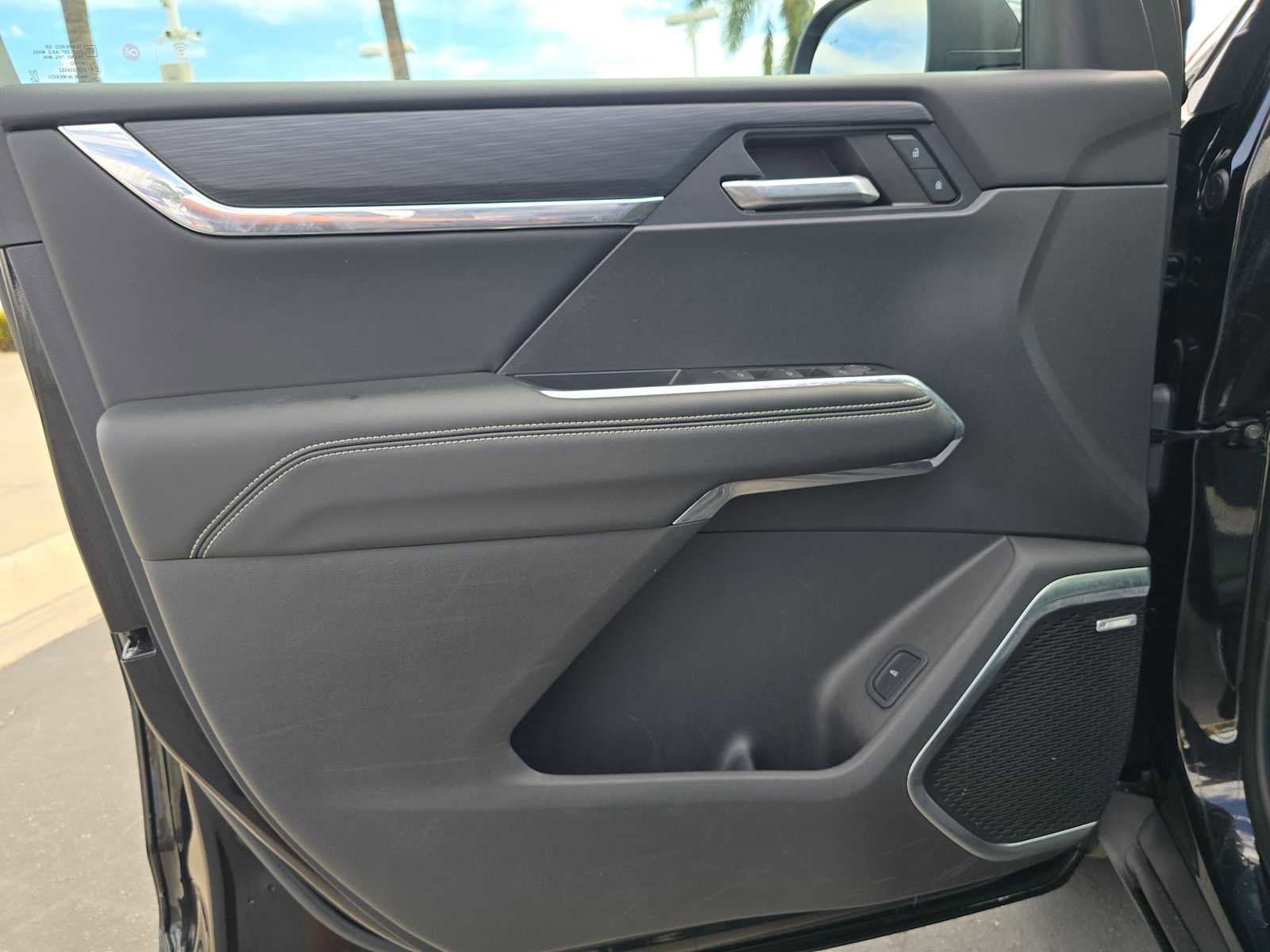 Used 2024 GMC Acadia Elevation image 21