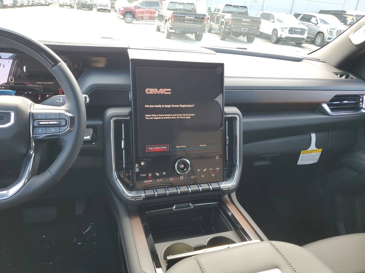New 2026 GMC Yukon XL Denali w/ Denali Reserve Package AWD/4WD image 14