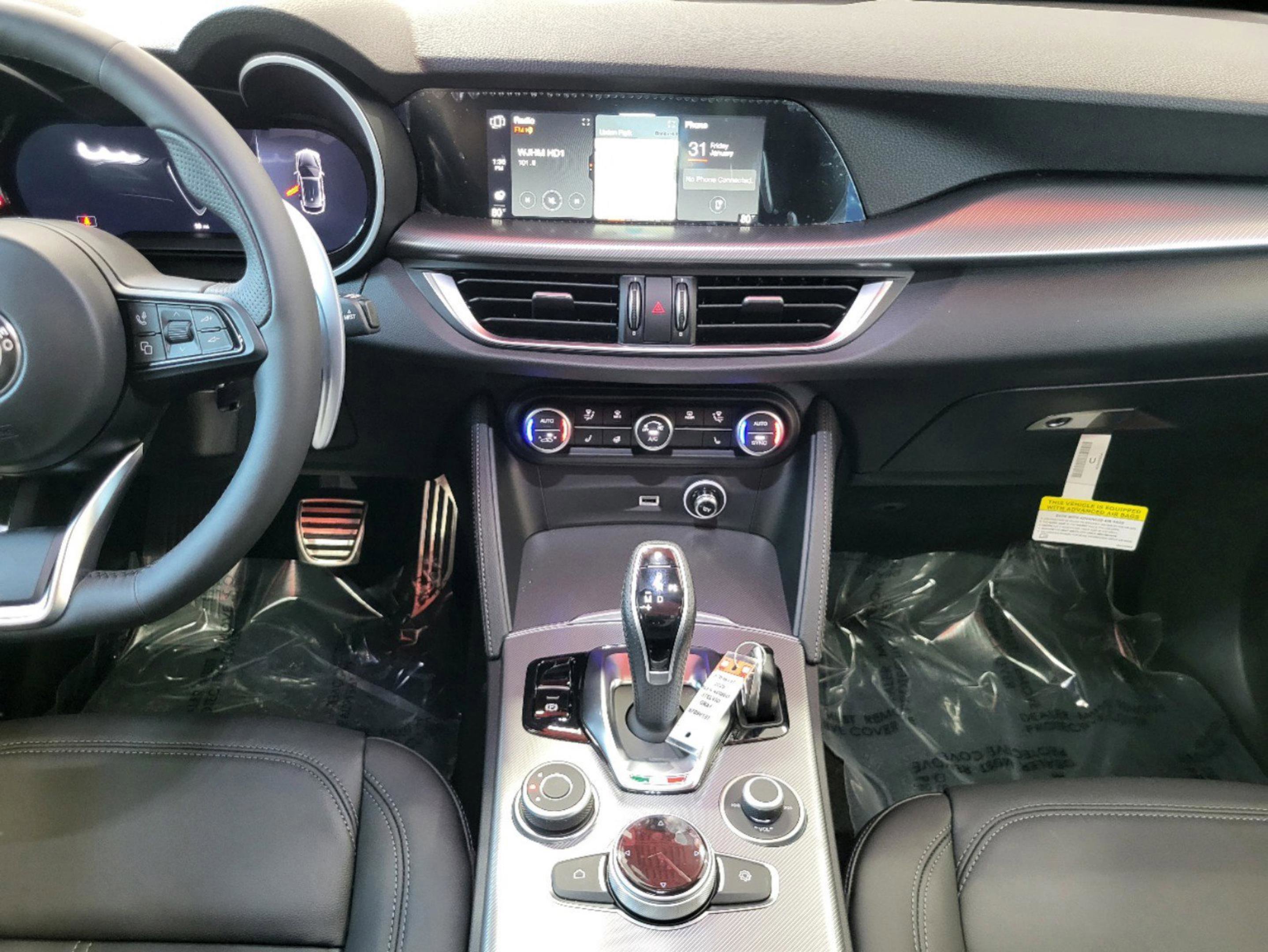 New 2025 Alfa Romeo Stelvio Sprint image 42