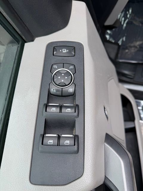 Used 2018 Ford F250 XLT w/ XLT Premium Package image 15