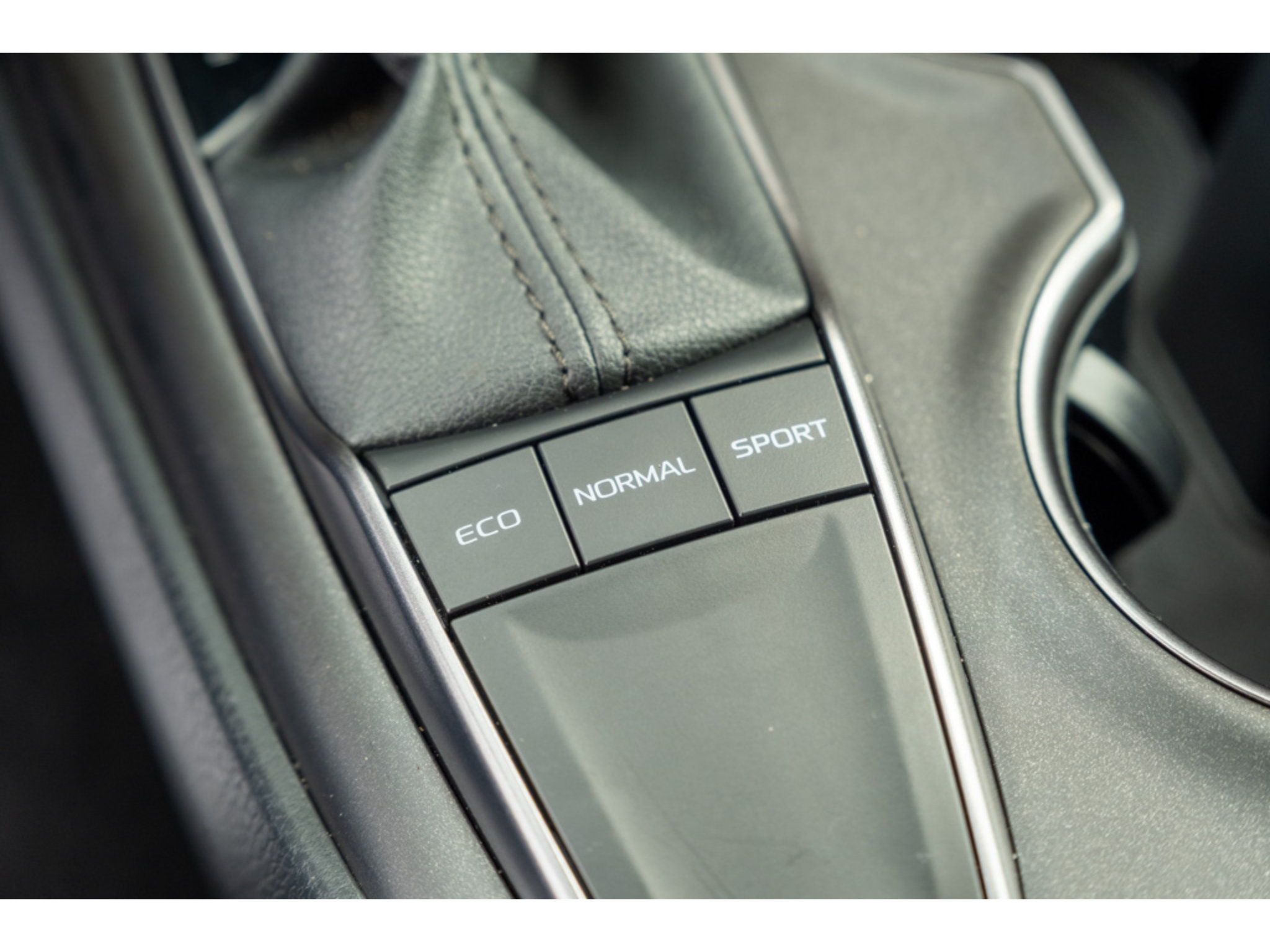 Used 2024 Toyota Camry SE FWD image 26