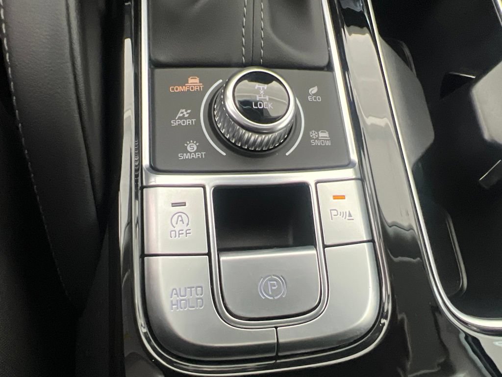 Certified 2025 Kia Telluride EX w/ EX Captain's Chair Package AWD/4WD image 60