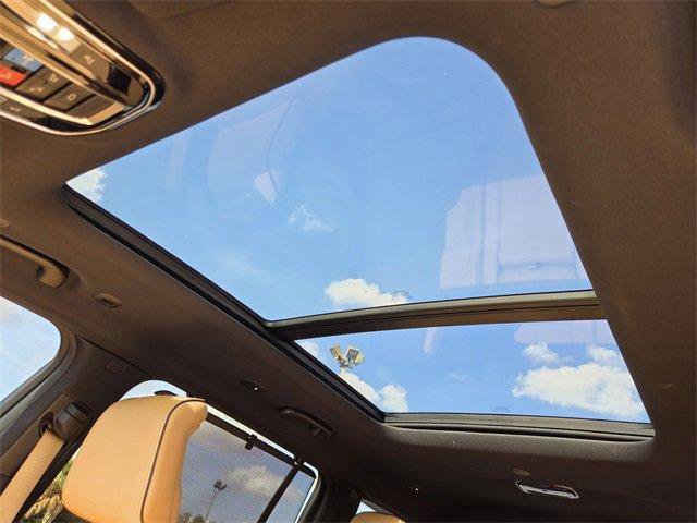 Used 2023 Jeep Grand Cherokee L Summit w/ Advanced Protech Group IV image 19