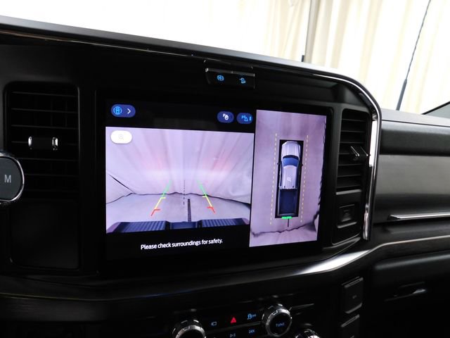 New 2026 Ford F250 Lariat w/ Black Appearance Package image 31