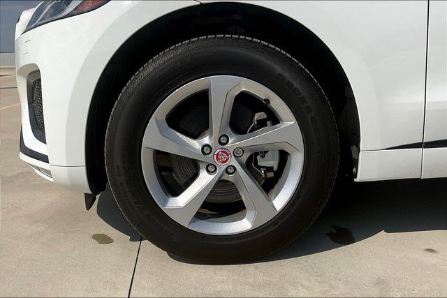 Used 2024 Jaguar F-PACE R-Dynamic S AWD/4WD image 13