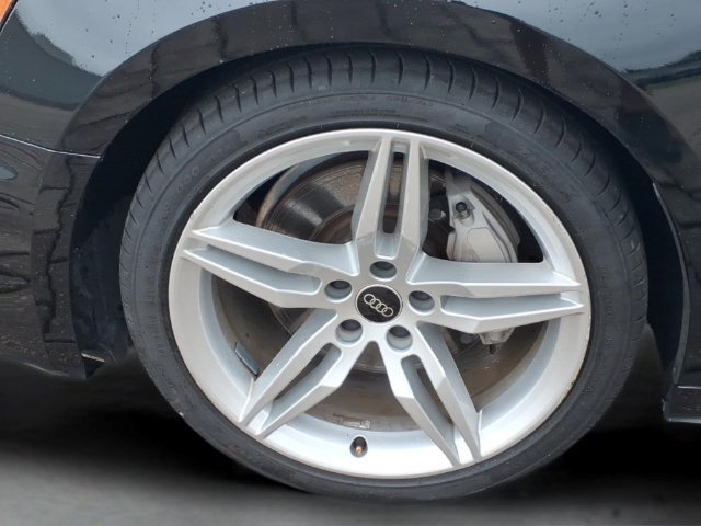 Used 2025 Audi A5 2.0T Premium AWD/4WD image 17