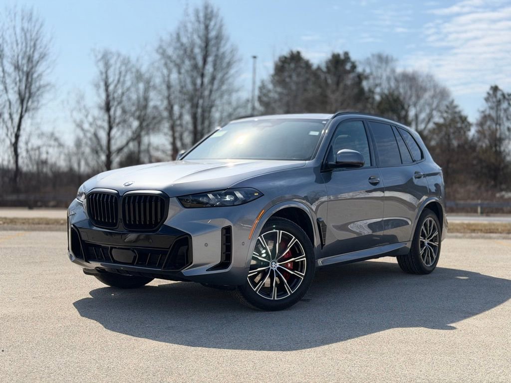 New 2026 BMW X5 xDrive40i w/ M Sport Package image 1