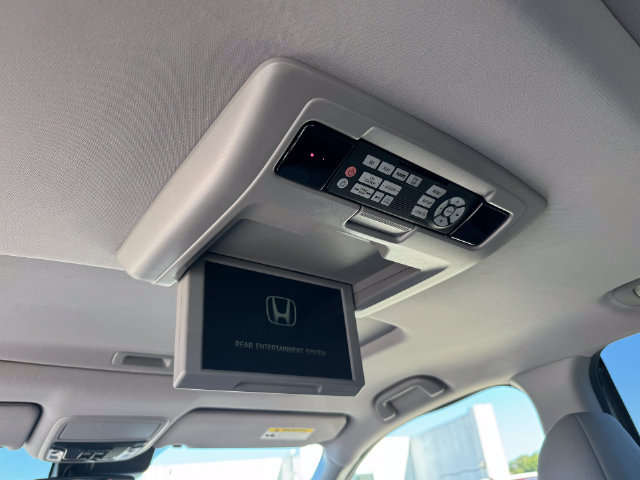 Used 2017 Honda Pilot Elite image 19