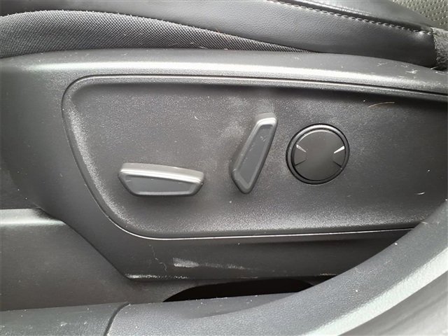 Used 2023 Ford Escape ST-Line w/ Tech Pack #1 image 13