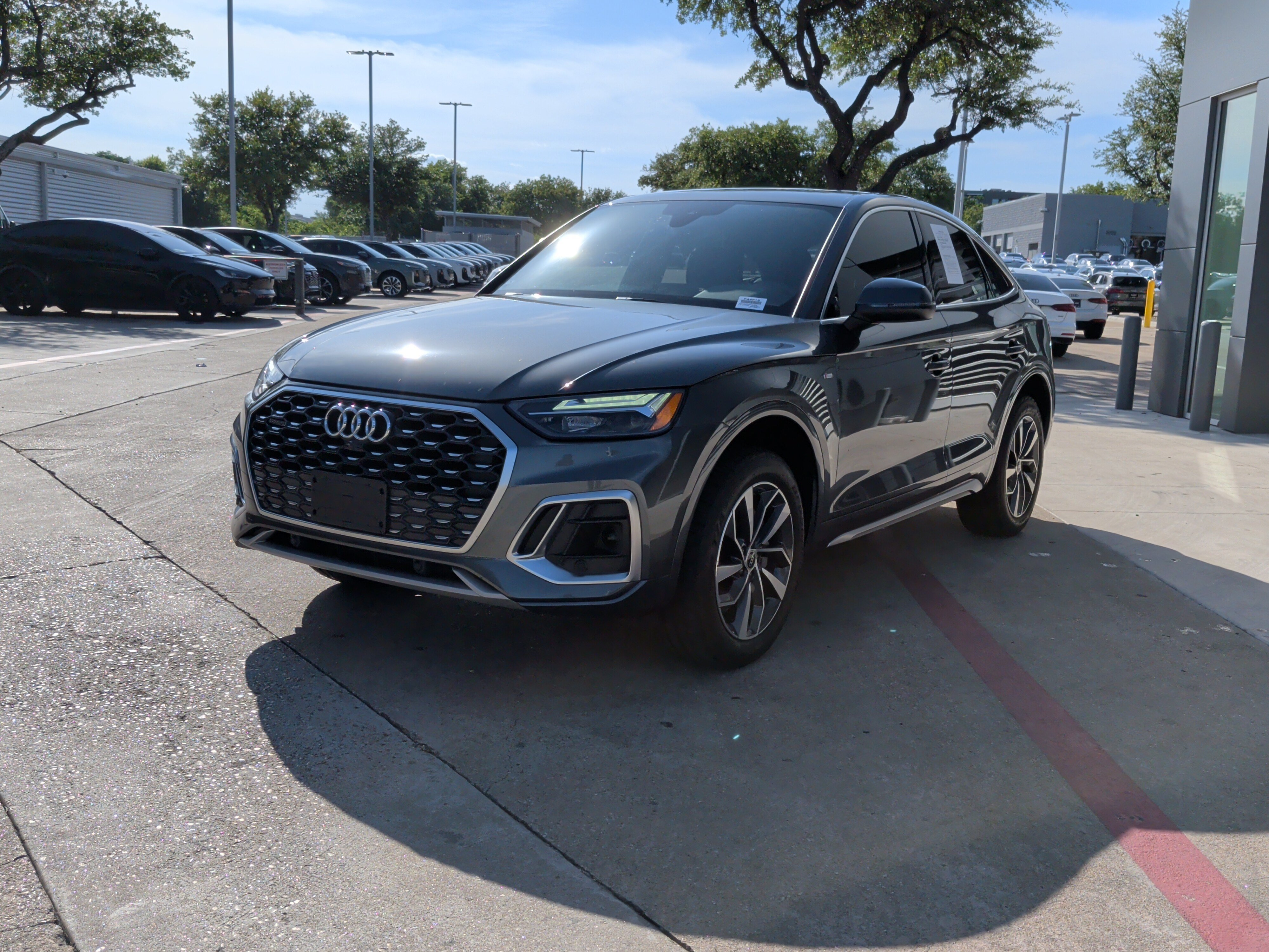 Certified 2023 Audi Q5 2.0T Premium w/ Convenience Package AWD/4WD image 5