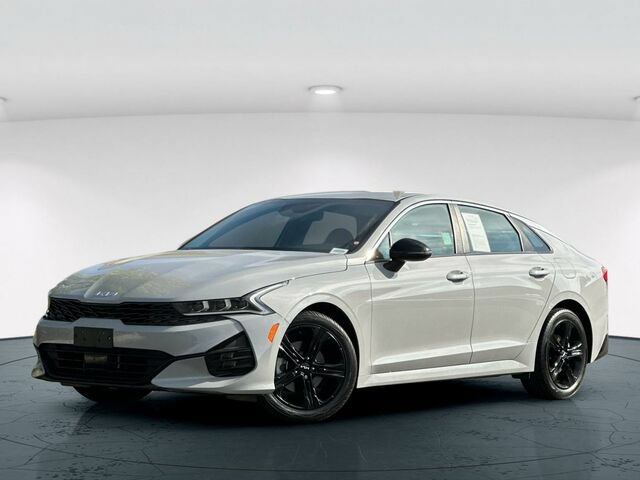 Used 2024 Kia K5 GT-Line w/ GT-Line Premium Package FWD image 2