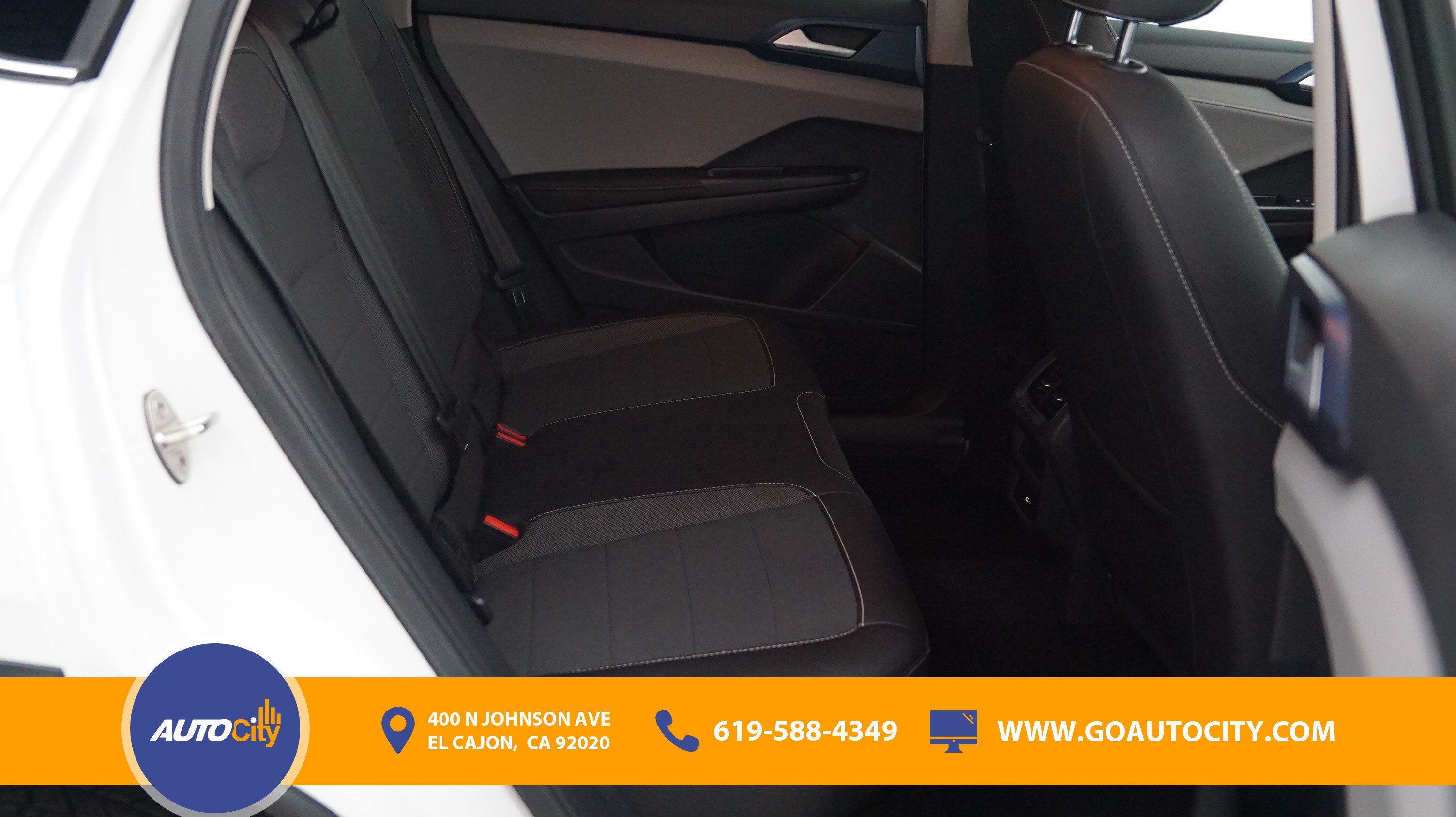 Used 2024 Volkswagen Taos SE FWD image 13