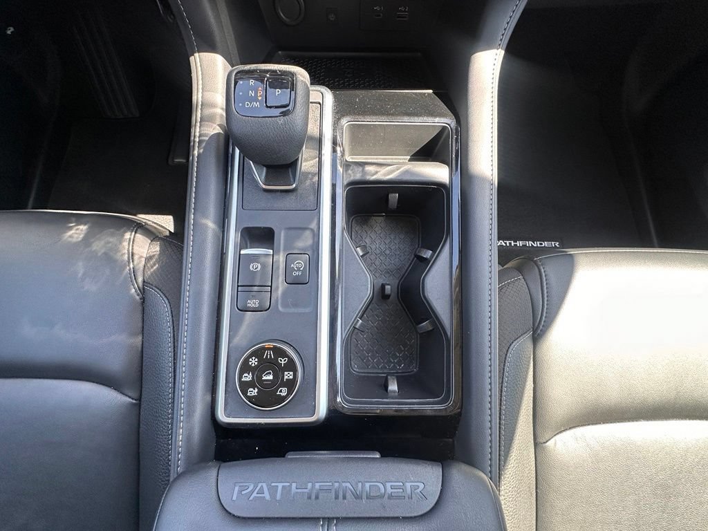 Certified 2025 Nissan Pathfinder SL AWD/4WD image 26