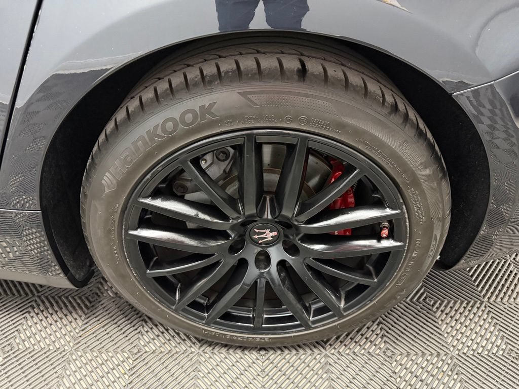 Used 2021 Maserati Ghibli S RWD image 20