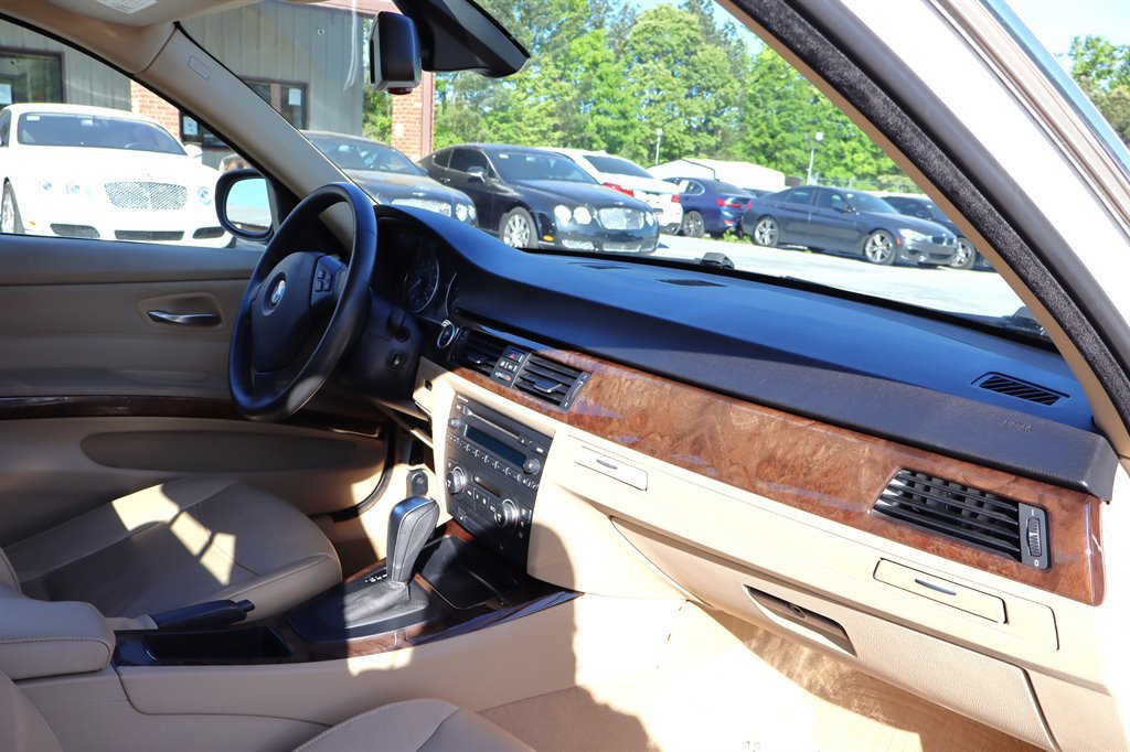 Used 2009 BMW 335d Sedan image 16