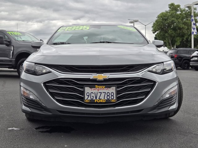Used 2023 Chevrolet Malibu LT FWD image 2