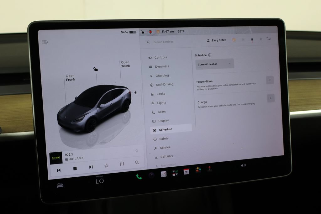 Used 2024 Tesla Model Y Long Range AWD/4WD image 36