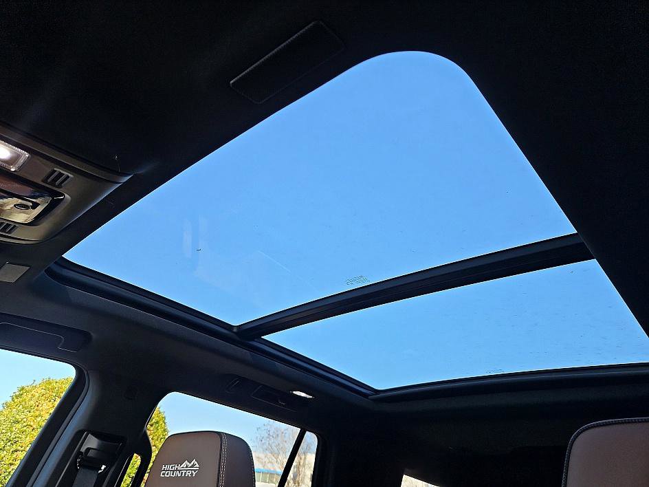 New 2026 Chevrolet Tahoe High Country w/ Sun And Tow Package image 17