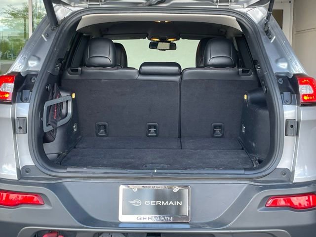 Used 2016 Jeep Cherokee Trailhawk w/ Comfort/Convenience Group image 17