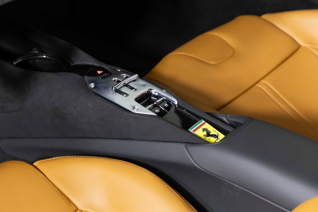 Used 2022 Ferrari SF90 Stradale image 30