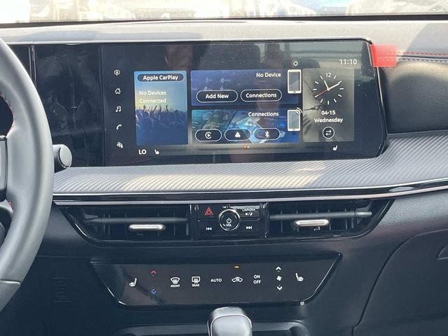 New 2025 Nissan Kicks SR w/ SR Premium Package FWD image 15