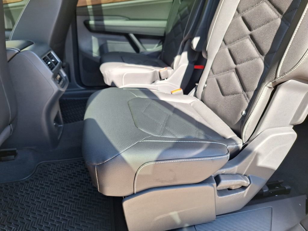 New 2026 Volkswagen Atlas SE image 23