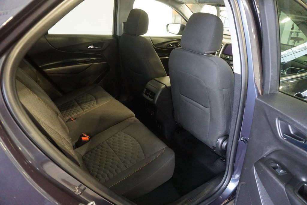 Used 2018 Chevrolet Equinox LT w/ Sun & Infotainment Package image 24