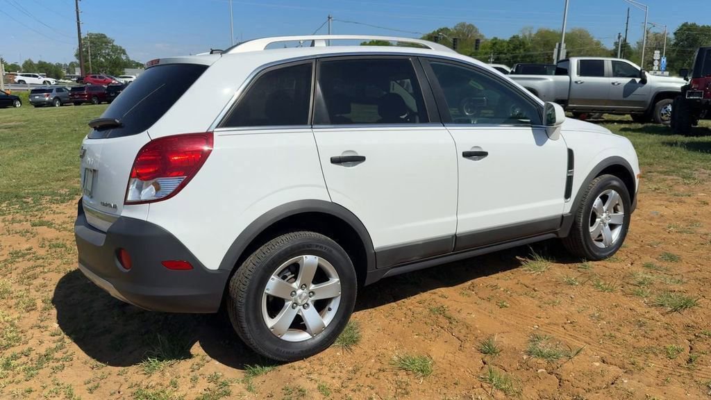 Used 2012 Chevrolet Captiva Sport LS FWD image 6