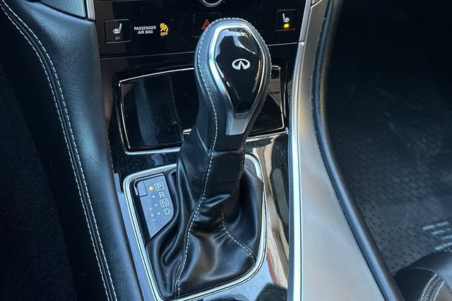 Used 2018 INFINITI Q60 3.0t Luxe w/ Sensory Package 3.0T Luxe AWD/4WD image 23