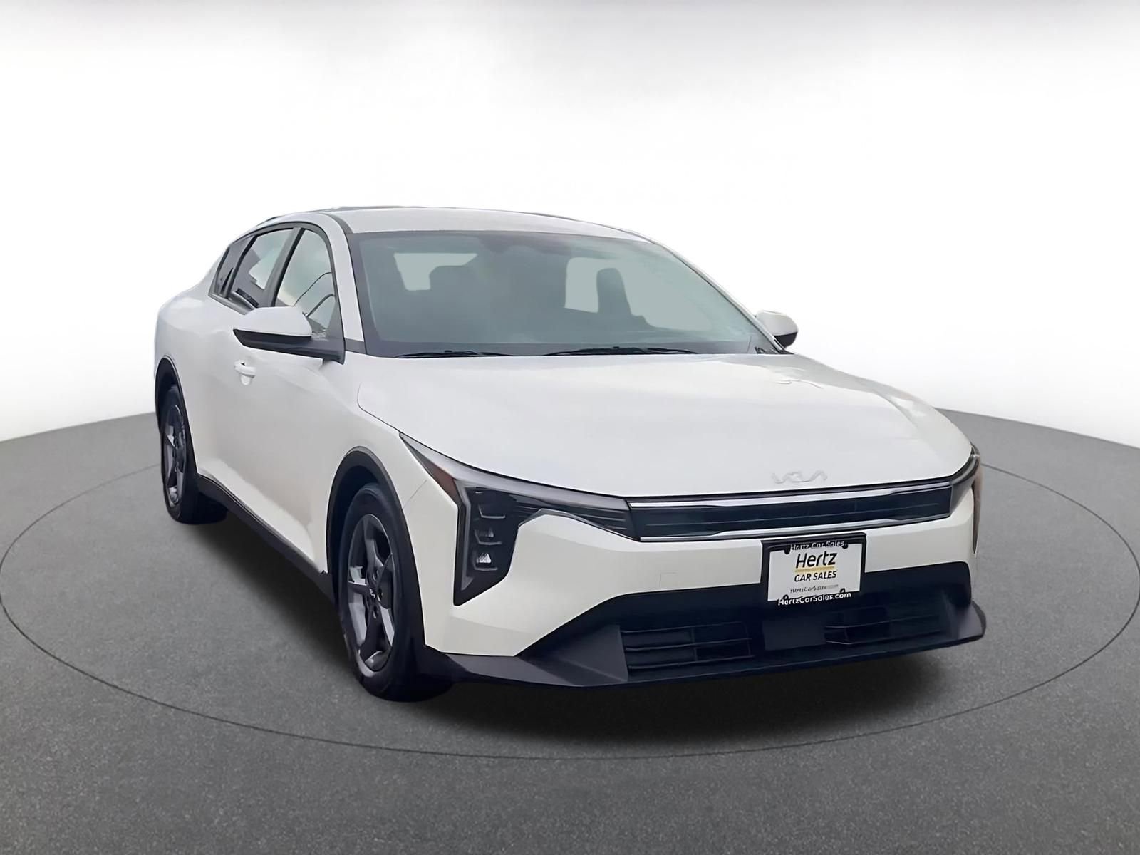 Used 2025 Kia K4 FWD image 3