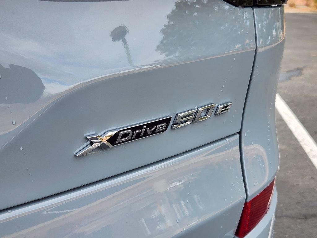 New 2026 BMW X5 xDrive50e image 21